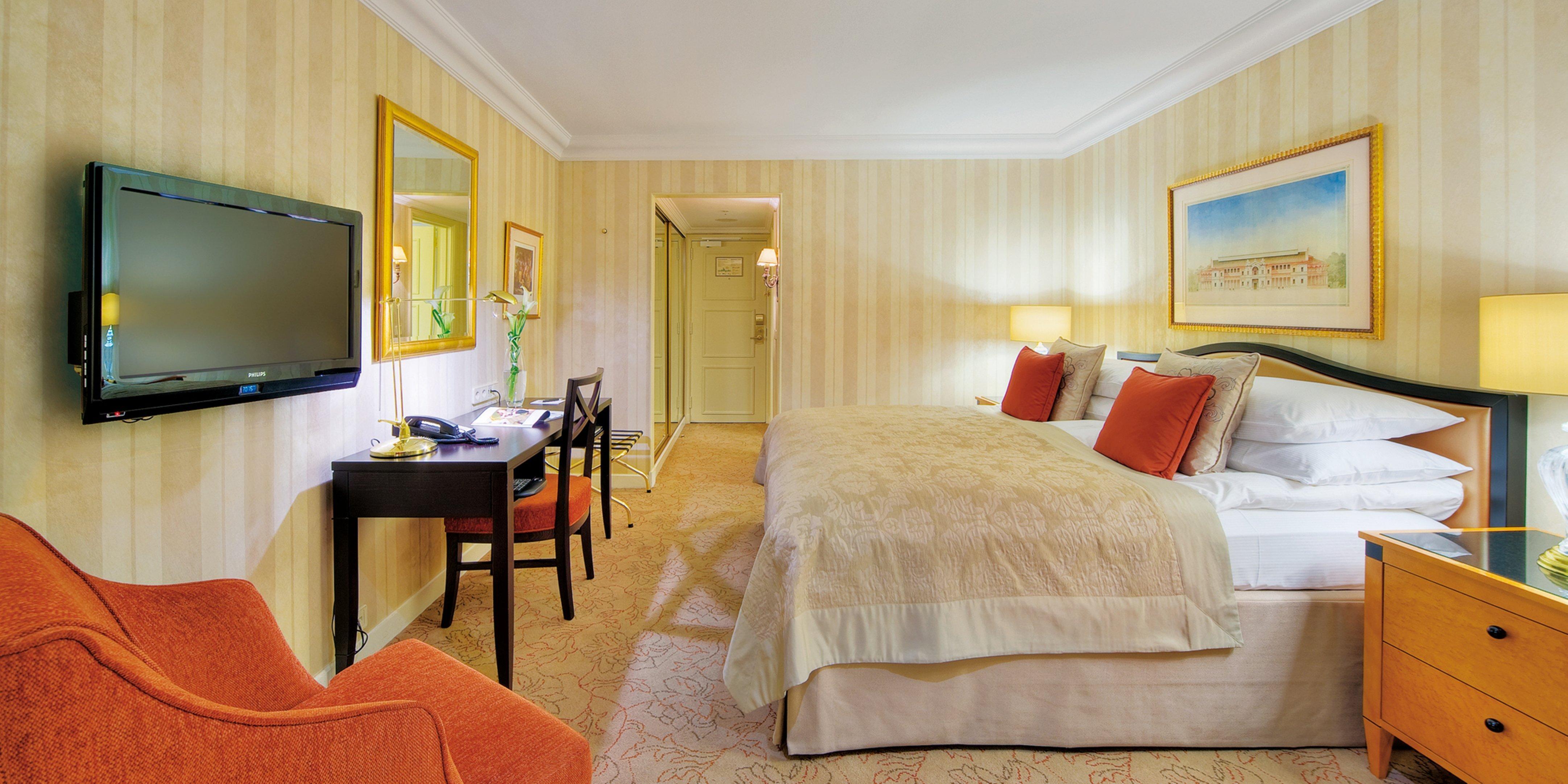 Hotel Hilton Danube Waterfront 4*